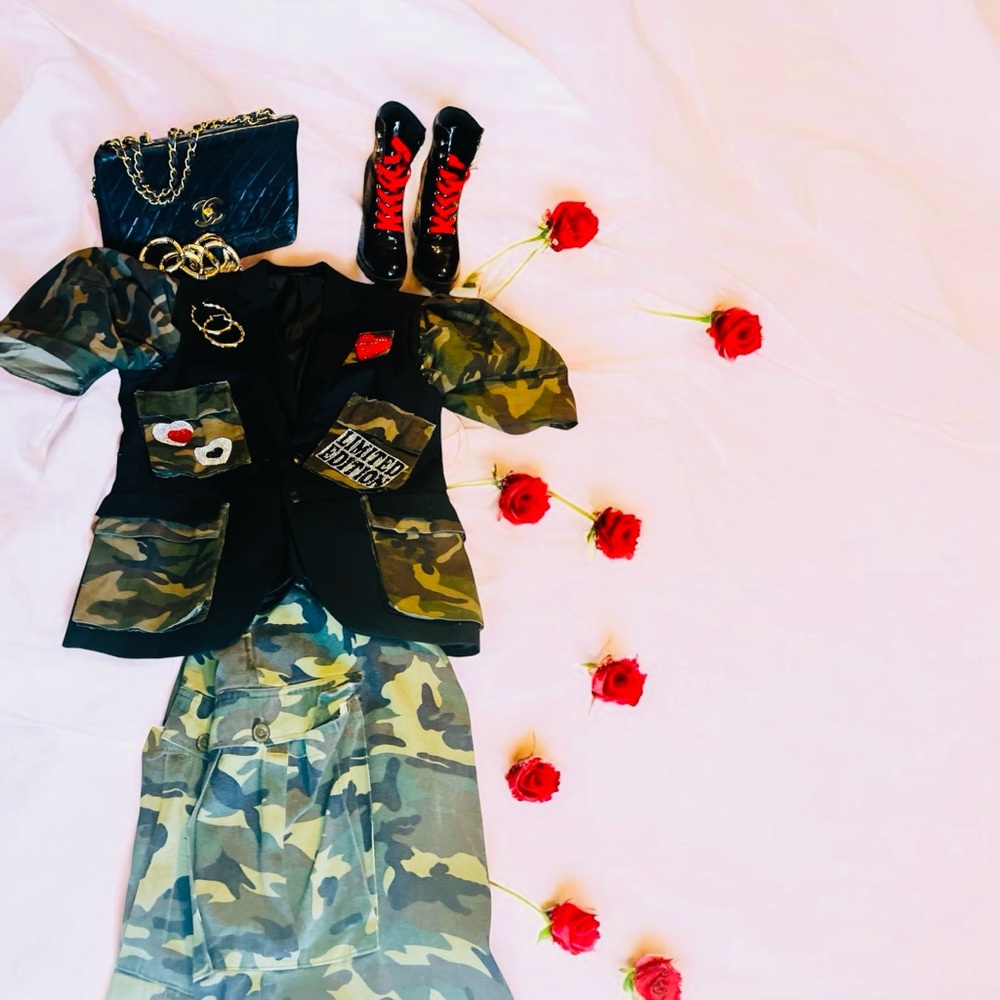 Limited Edition Camouflage Jacket with Red Rose - Picture 2 of 3
